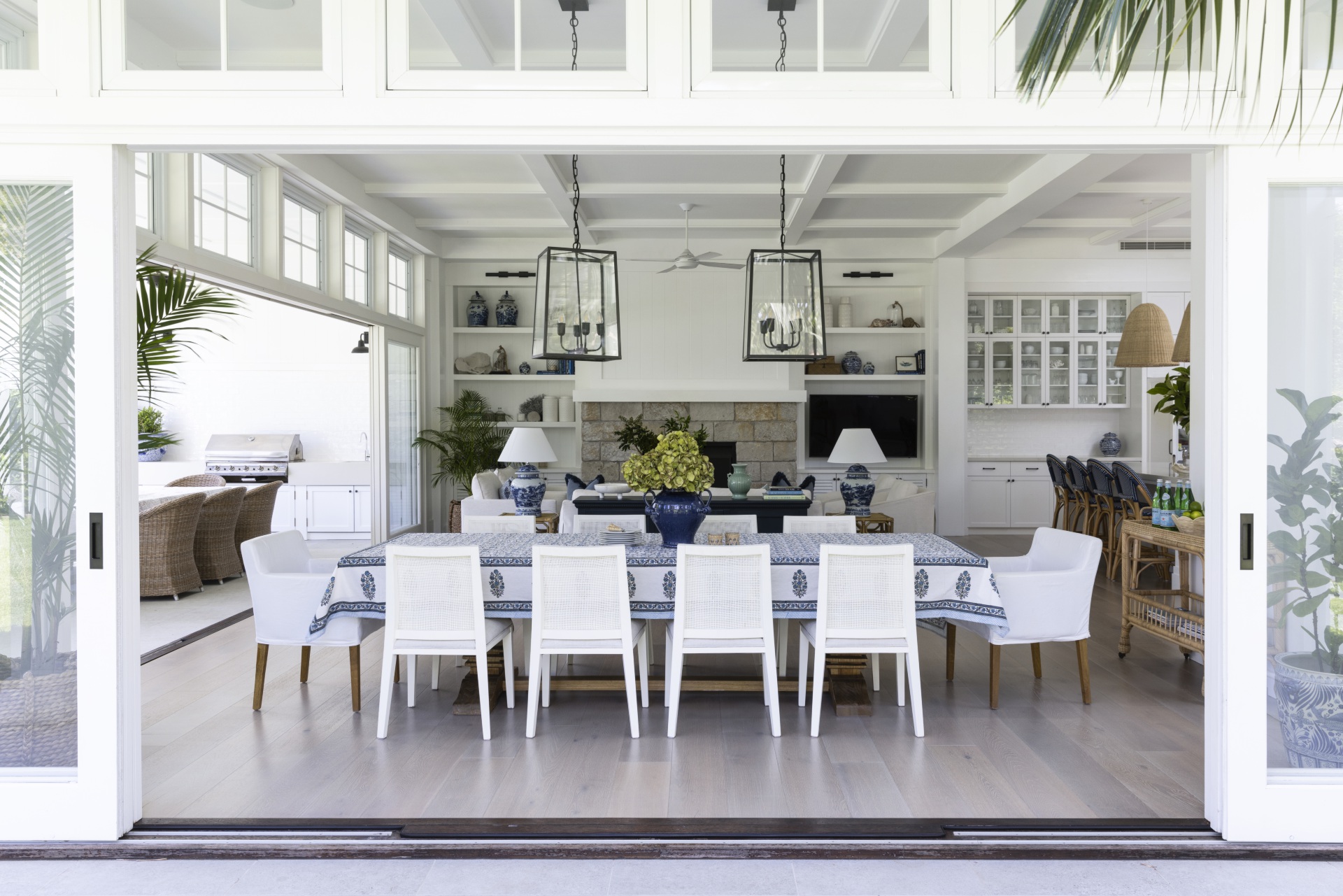 Coastal style alfresco dining and living area.