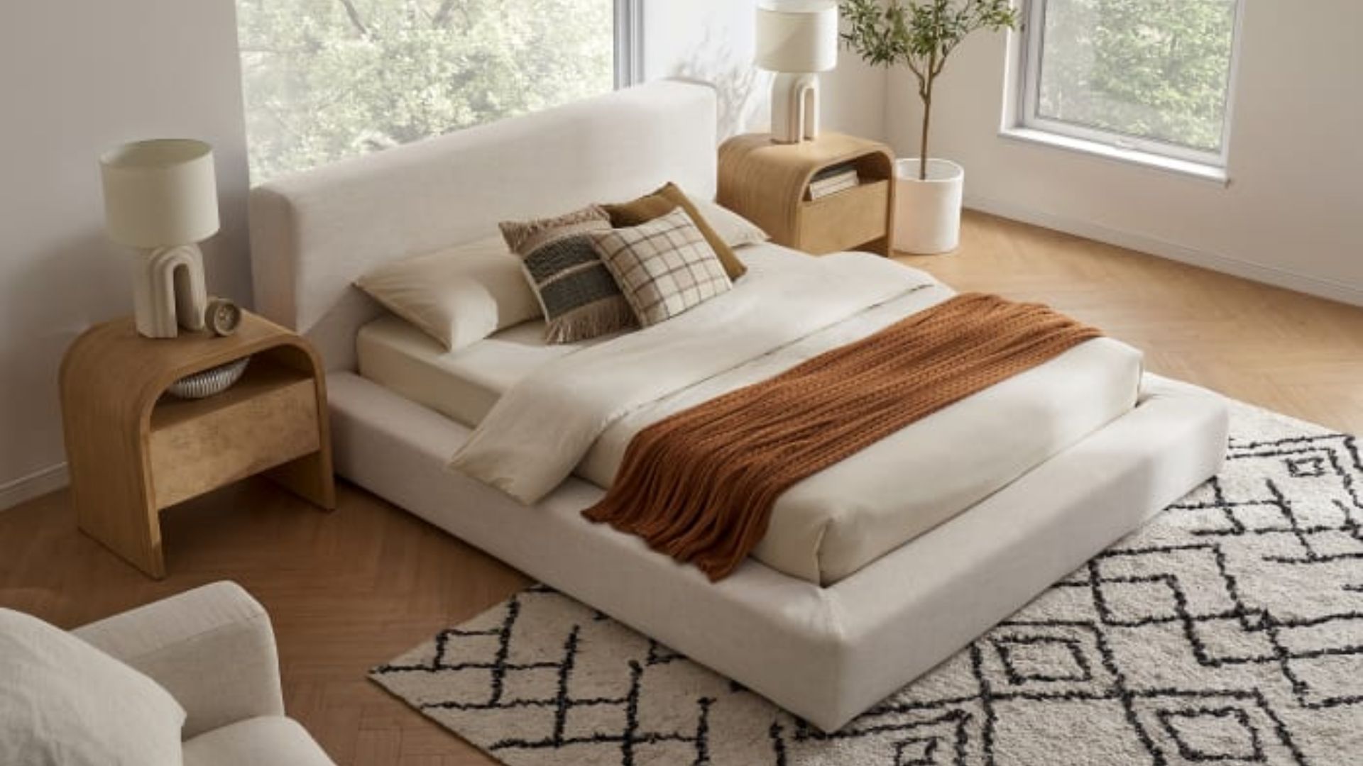 Dawson Bed in Beach Linen