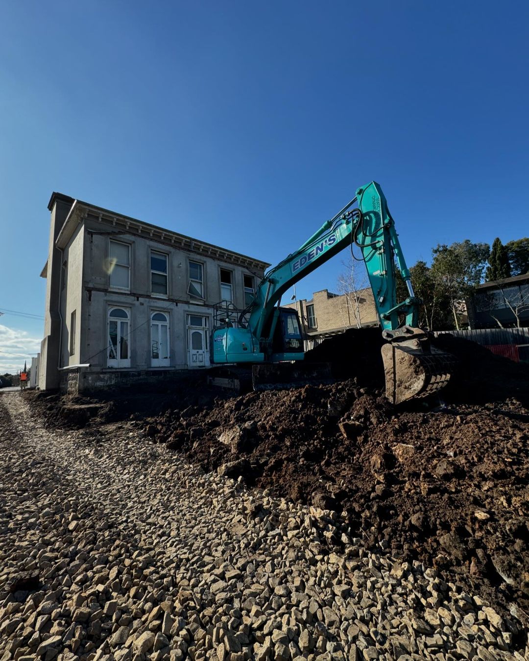 Andy Lee and Rebecca Harding's mansion renovation.