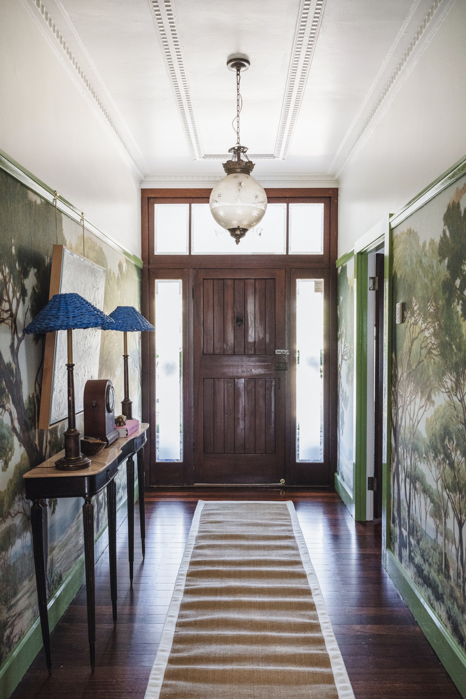 Ivy And Piper Designer's Toowoomba 1940s Queenslander Entry Wallpaper
