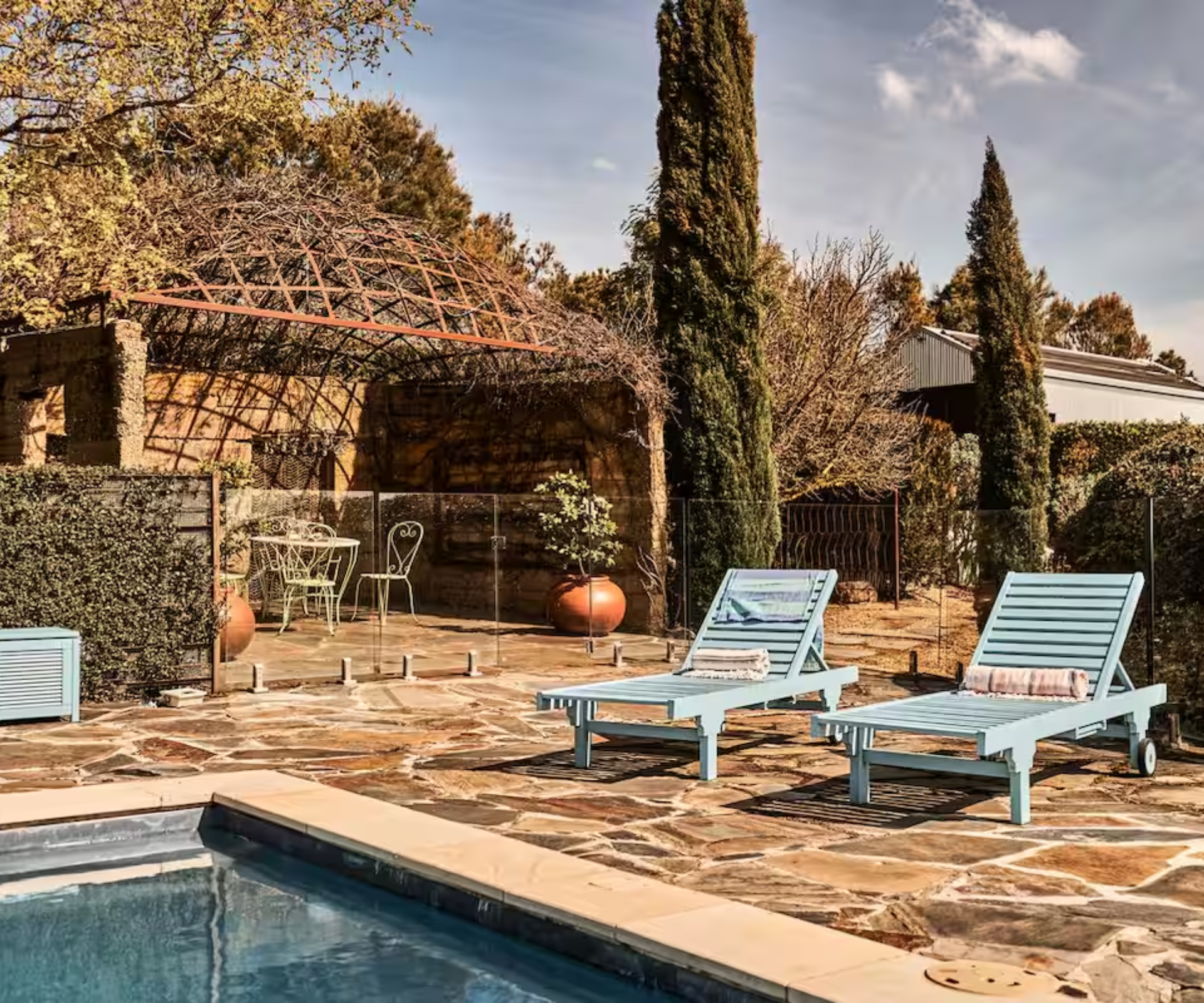 Best Luxury Airbnb Victoria, Vale Hill House Ullina