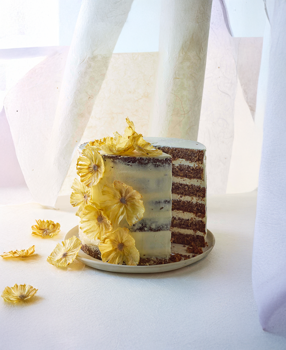Hummingbird cake with pineapple flowers
