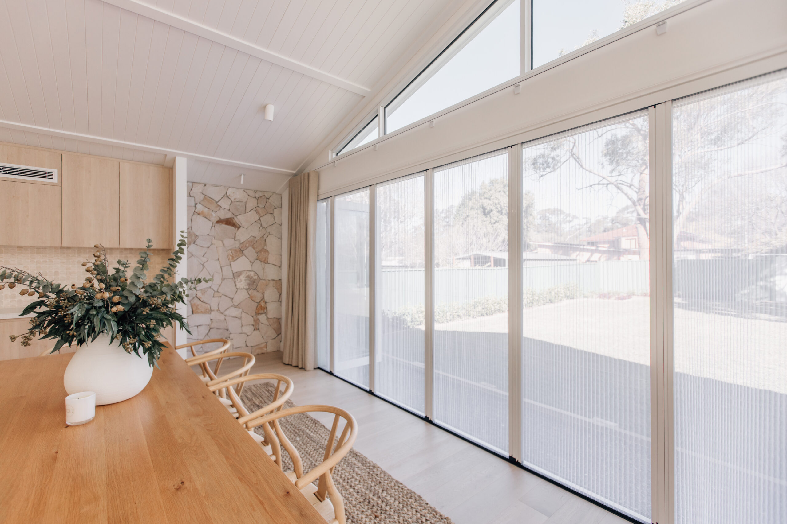 indoor outdoor entertaining