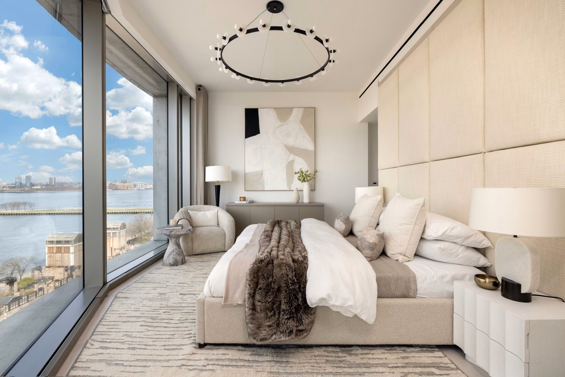Justin Bieber Hailey Bieber New York house master bedroom