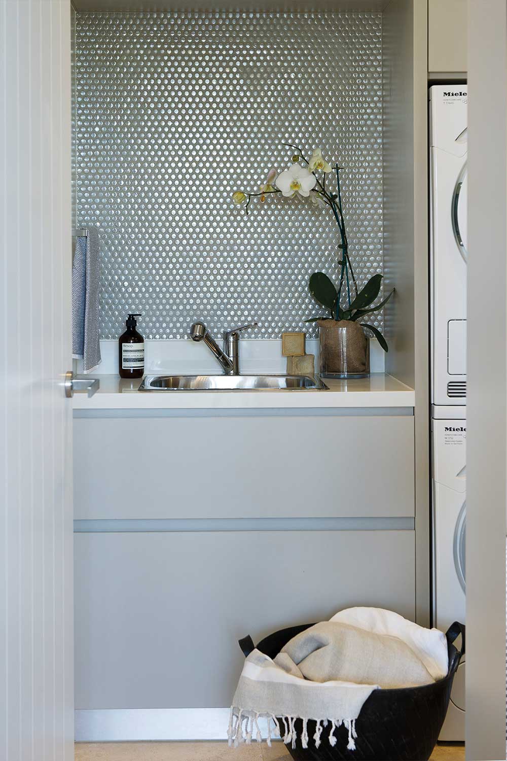 4 tiny laundries that work | Home Beautiful Magazine Australia